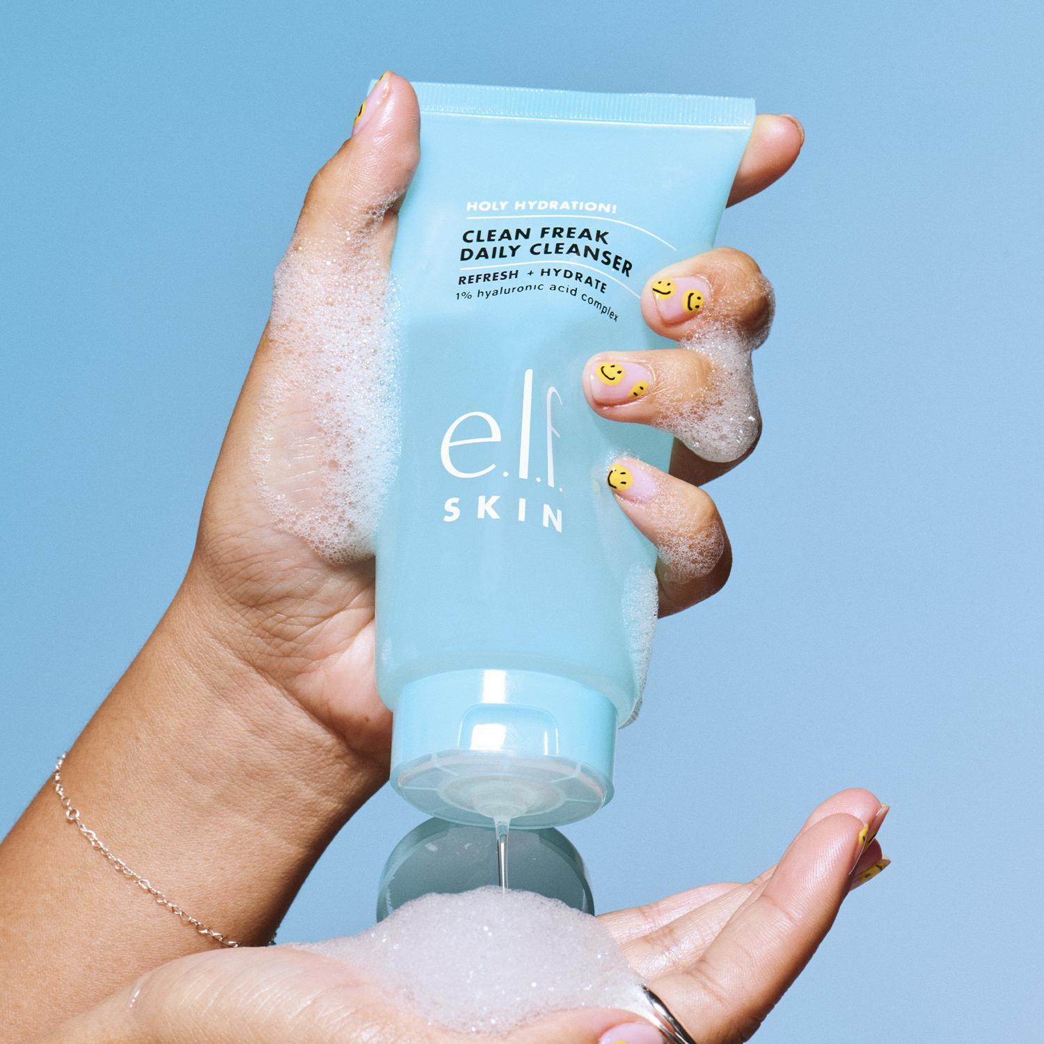 E.L.F. SKIN HOLY HYDRATION! CLEAN FREAK DAILY CLEANSER (LIMPIADOR FACIAL HIDRATANTE)